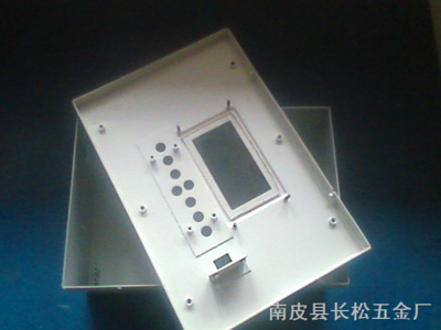 仪表壳体的功能、材料与设计要点